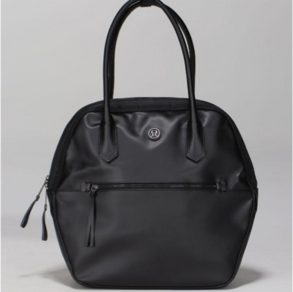 Lululemon happy hatha hour bag